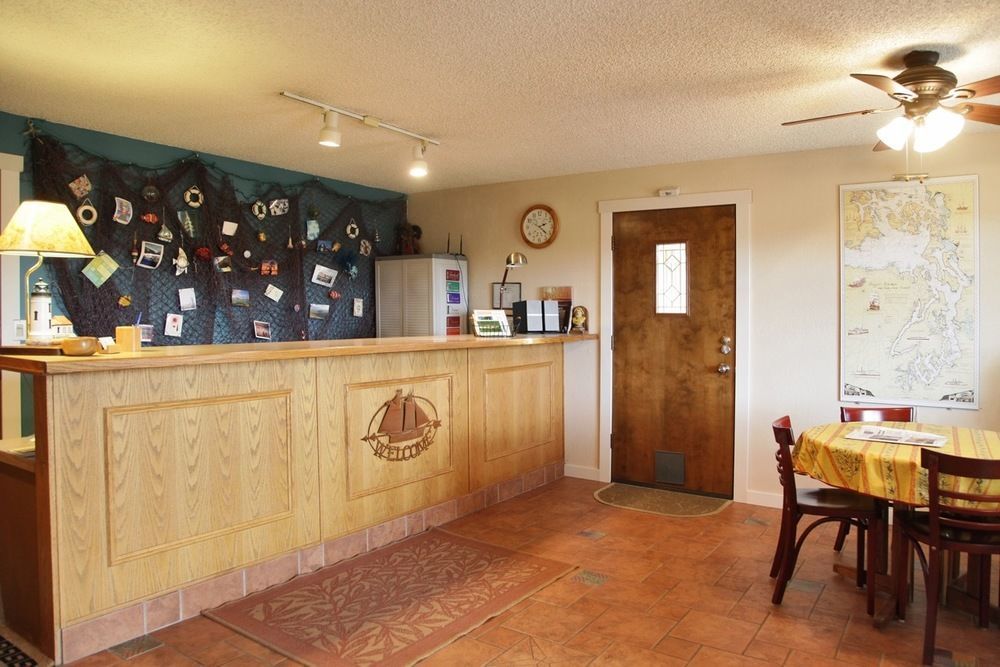 Harbor Inn Freeland Екстер'єр фото