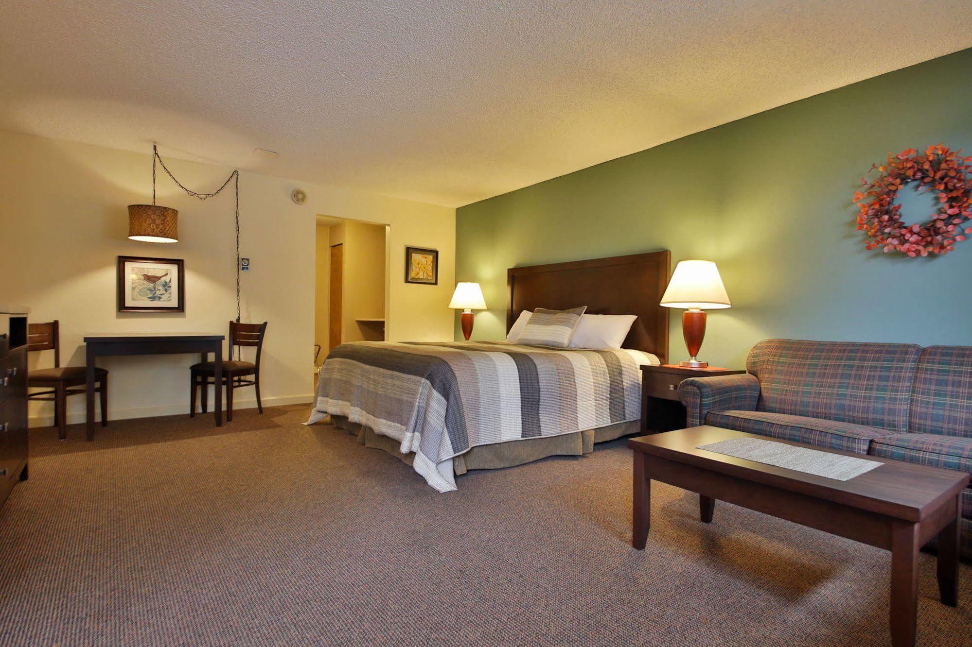 Harbor Inn Freeland Екстер'єр фото